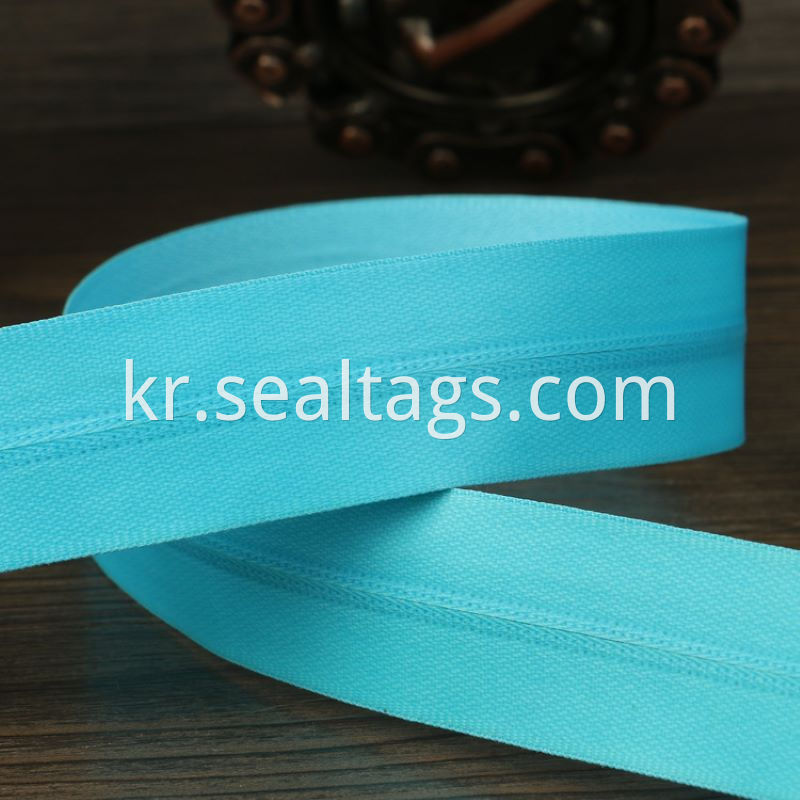 Nylon Zippers Wholesale In Bulk